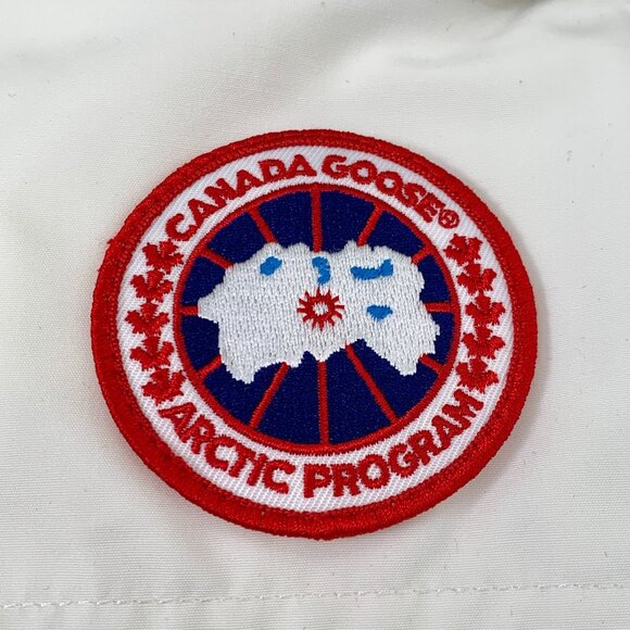 Canada Goose White Arctic Program Parka With Fur-Trim Hood XS Fusion Fit - Picture 5 of 8